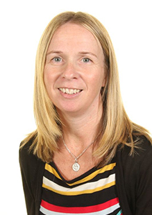Lynne Warren